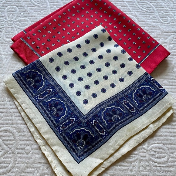 Two Silk Pocket Handkerchiefs. Men's Fashion Squares. Traditional Patterns. Used - Picture 8 of 8